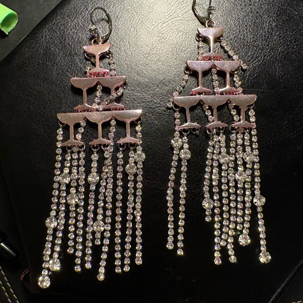 Betsey Johnson Champagne 🥂 earrings